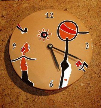 Orologio in terracotta smaltata Orologio in terracotta smaltata