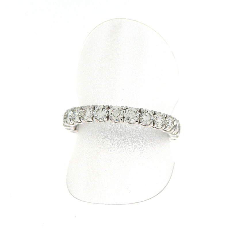 Eternity in oro bianco e diamanti Eternity in oro bianco e diamanti